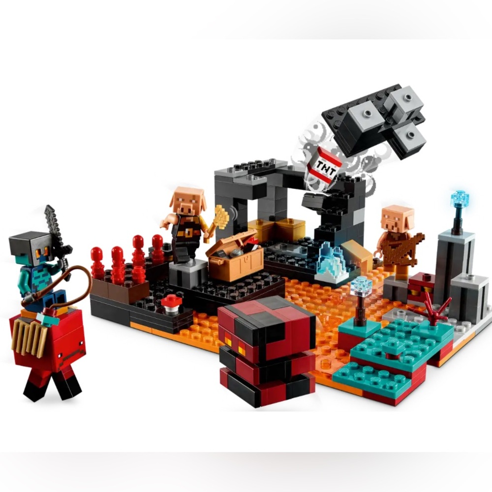 LEGO NIB Minecraft The Nether Bastion (retired)